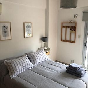 Amplio Monoambiente, Moderno, Comodo Y Luminoso En La Plata